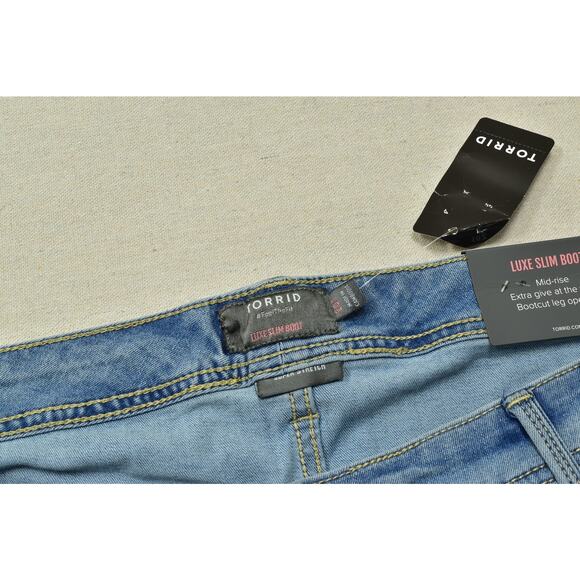 Torrid Luxe Slim Bootcut Jeans Plus Size 20T Mid Wash Mid-Rise Super Stretch NEW - Picture 5 of 8